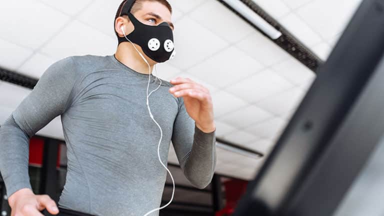 Le masque d’entraînement est-il utile pour la musculation ?