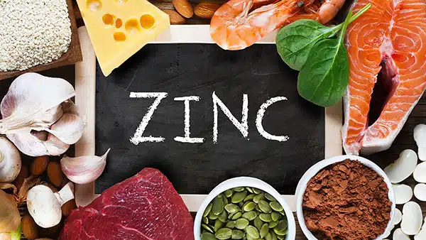 Des aliments riches en zinc : poisson, viande rouge, fromages, crustacés, etc.