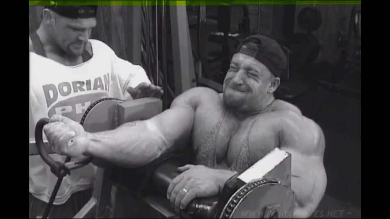 Paul Dillett dwarfing Dorian Yates, I think he may be the most underrated  bodybuilder of all time : r/bodybuilding